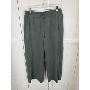 Lululemon Green Polyester Sweatpants Size 10 - NWOT